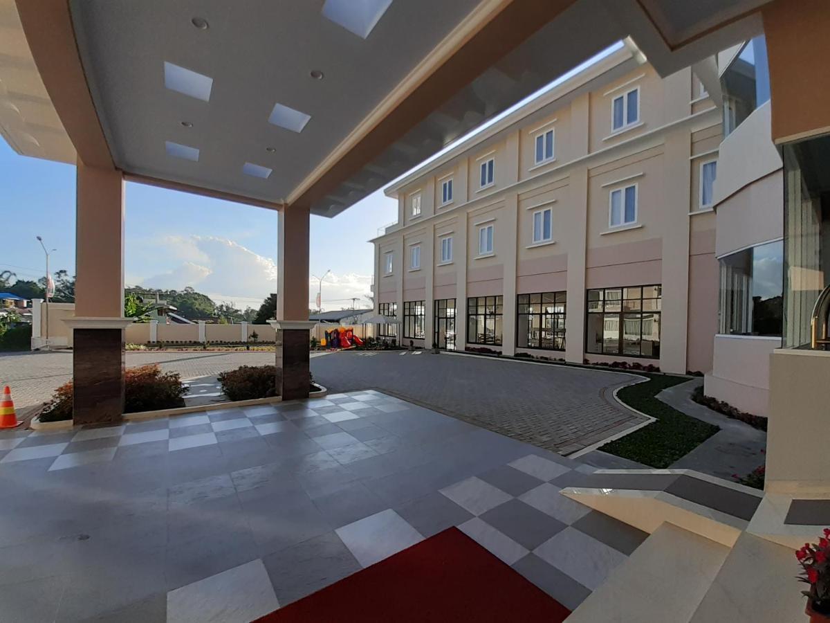 Hotel Emitta Tomohon
